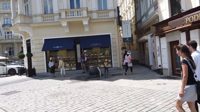 KARLOVY VARY 7/23 смотреть онлайн