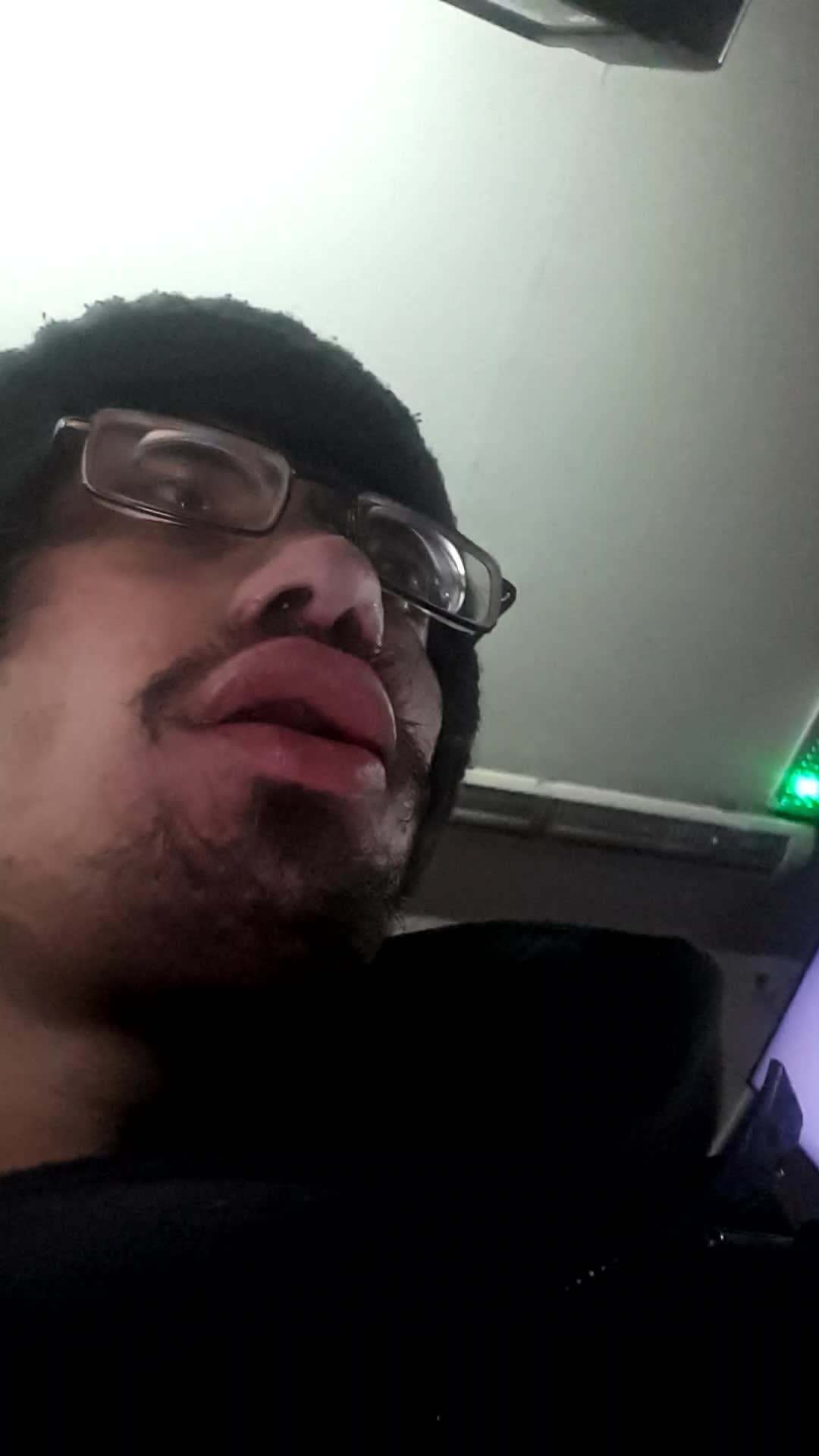 контактер из омска