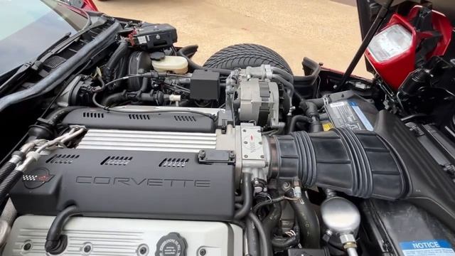 1992 C4 Corvette LT1 Convertible 6 speed as new 751 miles stored since new optioned 1 of 1. Part 2 смотреть онлайн