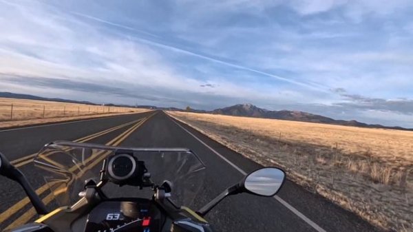 BMW R 1250 RS / Not Your Typical Review