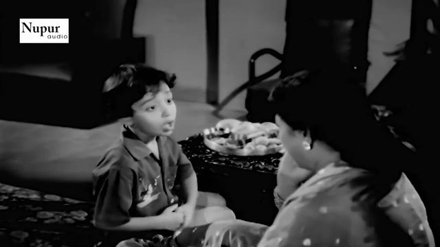 Dadiamma Dadiamma Manjao: By Asha Bhosle, Kamal Barot - Gharana (1961) - Hindi Song смотреть онлайн