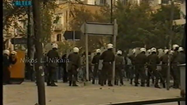 2000 panathinaikos hooligans olympiakos hooligans riots before the game смотреть онлайн