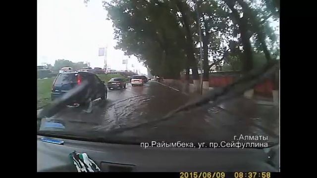 Потоп Алматы 2015-06-09 пр.Райымбека смотреть онлайн