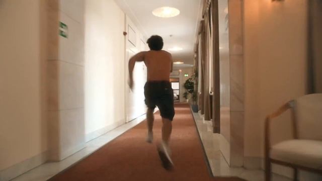 Lux Cozi Varun Dhawan New TVC смотреть онлайн