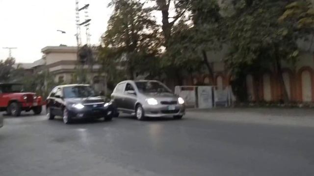 TRD Vitz and Civic смотреть онлайн