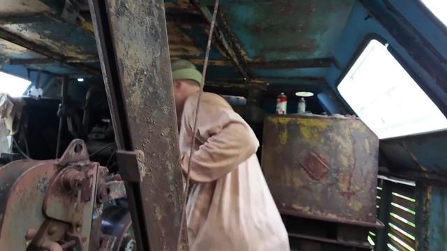 Наш кран - обзор и первое ТО за 25 лет! смотреть онлайн