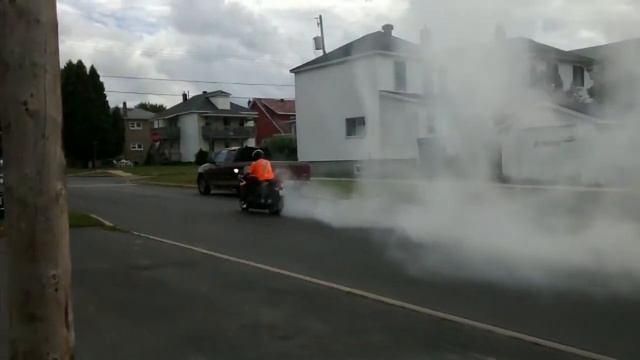 2010 Honda VFR1200F Burnout ! смотреть онлайн