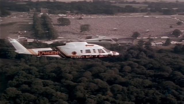 Queen - The Show Must Go On (Official Video) [4K Remastered] смотреть онлайн