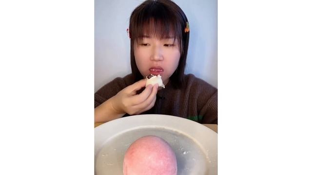 ASMR Chinese food / Eating Mochi | 떡 | моти | โมจิ | 餅 #mukbang #asmr #satisfying #sweet #cake #foo смотреть онлайн