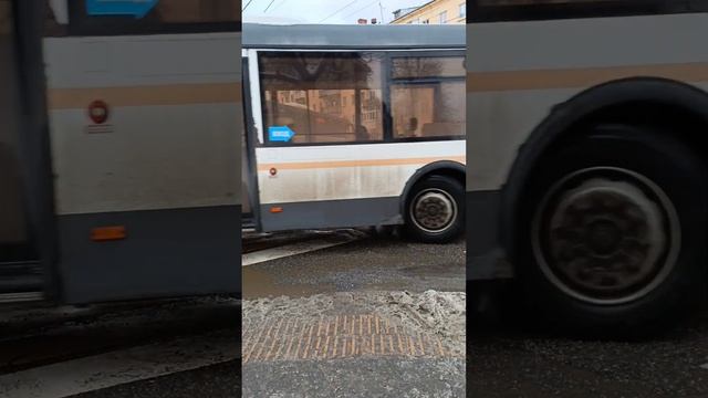 Миниролик #1558 р731ве на 1 с приветливым водителем! И х837тк на 441 в мап без бампера?!?? #лиаз