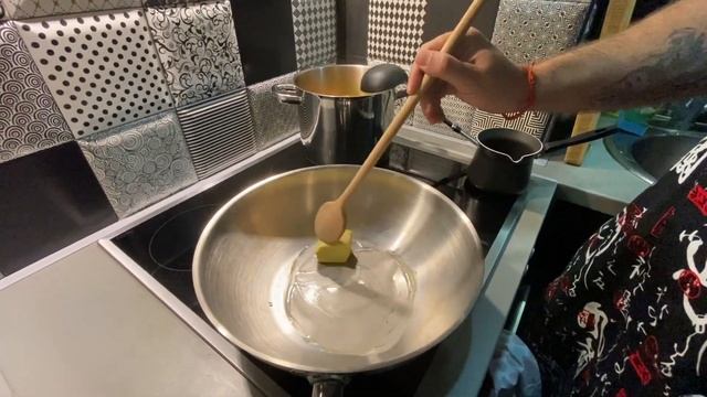 Risotto allo zafferano (Ризото с шафран) смотреть онлайн
