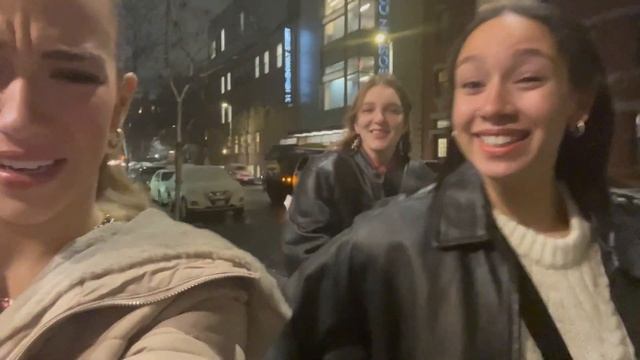 VLOGMAS DAY 11🎄🎁🎅✨// emily wink смотреть онлайн