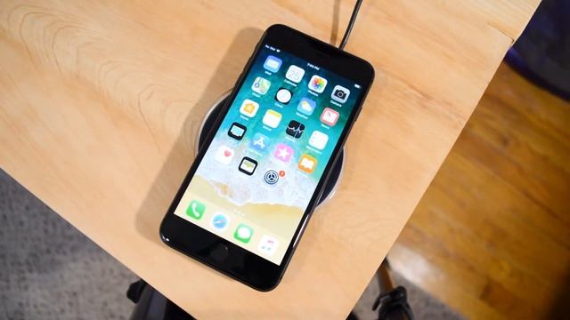 Apple iPhone 8 Plus - Unboxing and First Impressions! смотреть онлайн