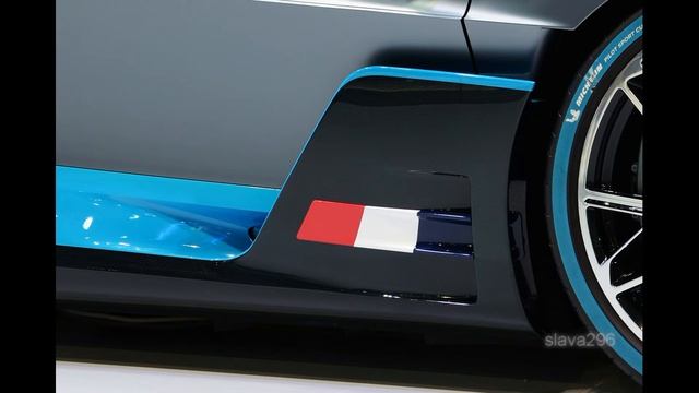 The Bugatti Divo. Dubai Motor Show 2019 смотреть онлайн