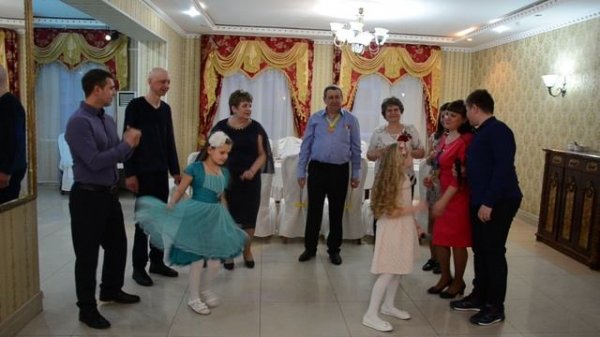 поздравляют внуки