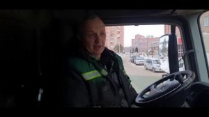 Водитель мусоровоза Владислав Черкасов