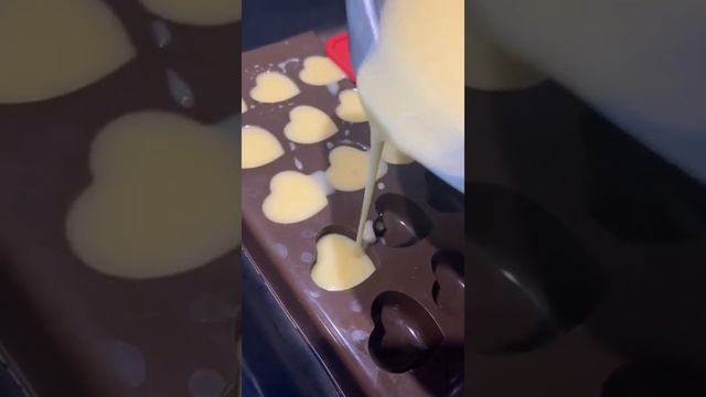 Lomon Butter Gummies смотреть онлайн