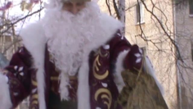 Дед Мороз на коньках