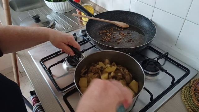 Pasta e Broccoletti....e carciofi e patate....ottimi piatti provateli смотреть онлайн