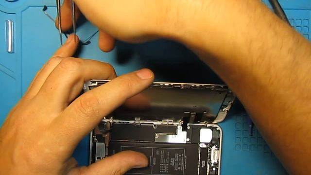 Iphone 7 замена разговорного динамика (change speaker) смотреть онлайн
