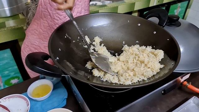 Nyonya Meat Dumpling / Kuih Chang Nyonya смотреть онлайн