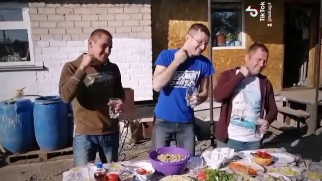 Суббота (тик ток) смотреть онлайн