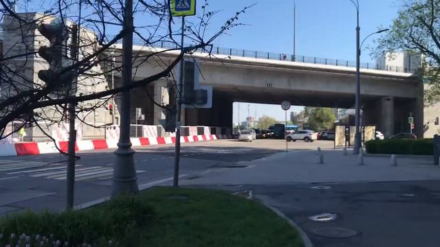 Космодамианская наб., 46/50, главный вход смотреть онлайн