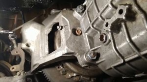 Установка сцепления и кпп на двигатель 4216 (часть 2)