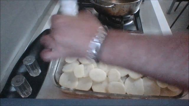 MEMORIES OF MACEDONIA ~ MAKEDONSKA MUSAKA (Macedonian Musaka/Moussaka) смотреть онлайн