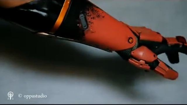 Replica wearable Bionic Arm from MGSV TPP смотреть онлайн