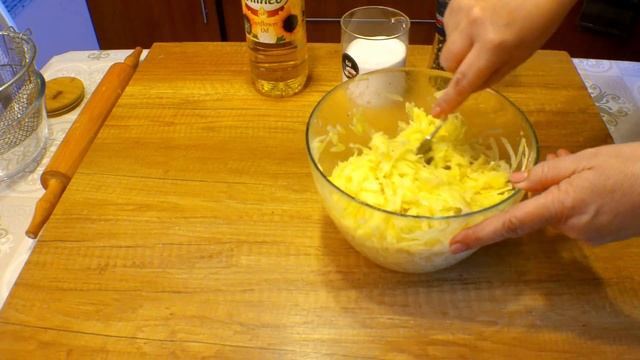Pierogi z ziemniakami surowymi, kuchnia tatarska смотреть онлайн