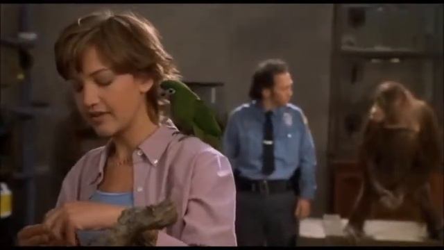 х/ф " Животное" 2001г. Встречи Марвина с животными.Так кто же он животное или человек? смотреть онлайн