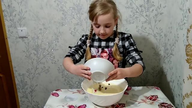 Смачний Львівський сирник рецепт готує Даринка смотреть онлайн