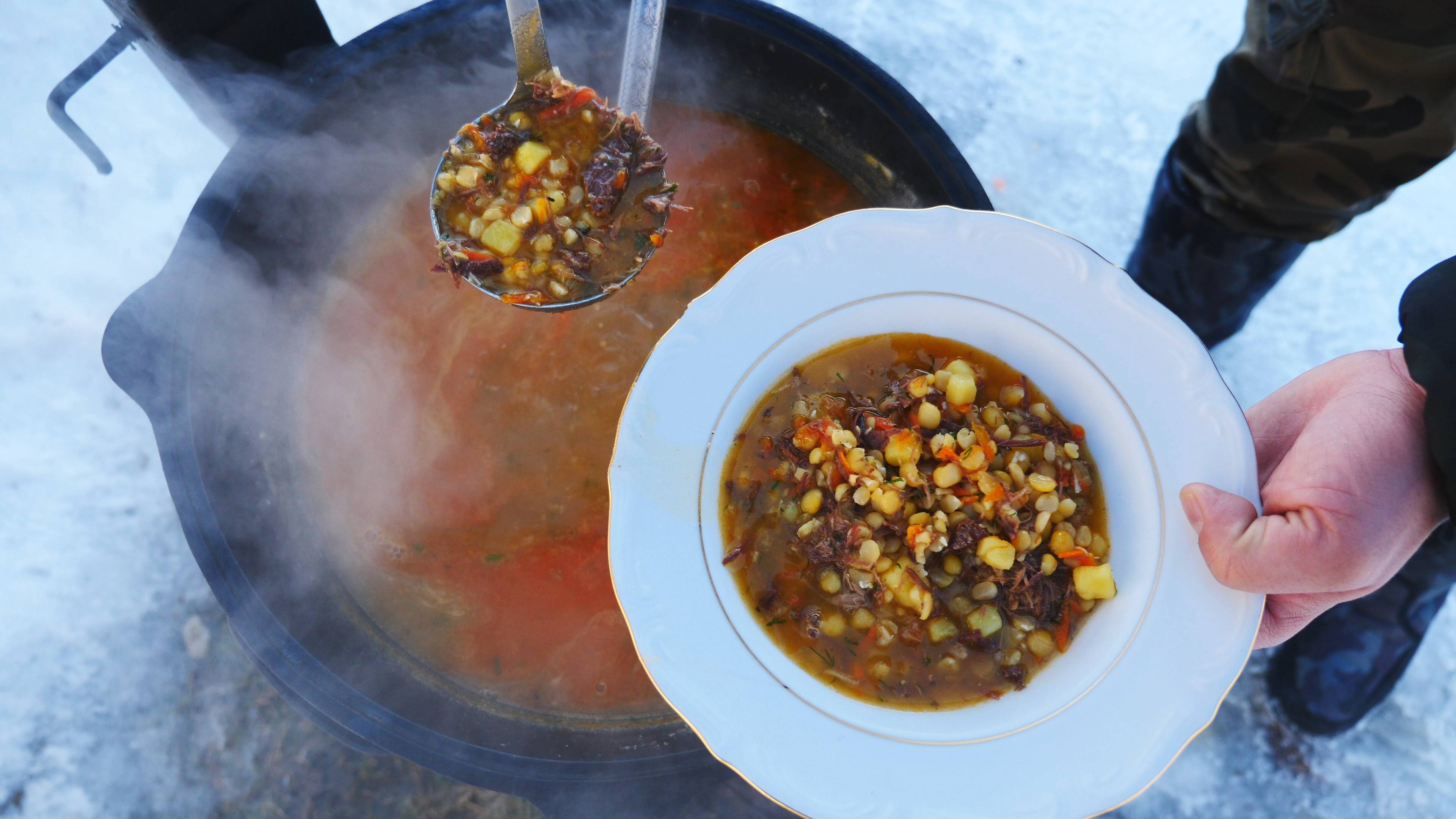 СЕНЯ В ДЕЛЕ