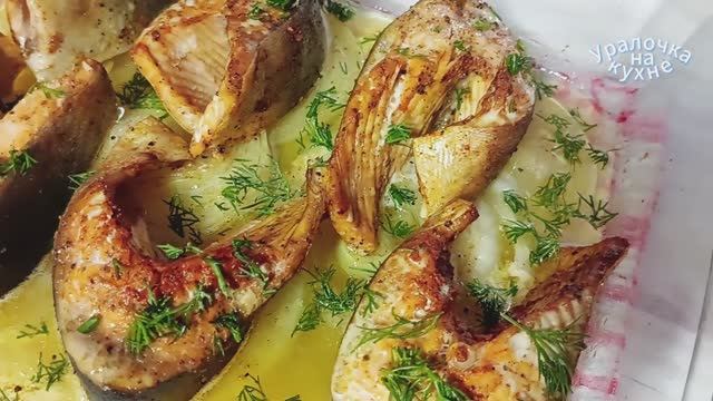 Как приготовить рыбу в духовке. Сочная и ароматная рыба по простому рецепту. Вкуснота невероятная!!! смотреть онлайн