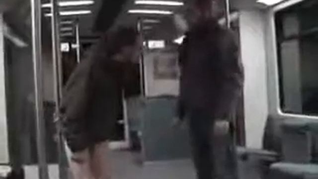 Хулиган в метро смотреть онлайн