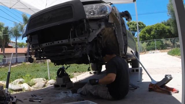 Building my Total Chaos Long travel Tundra vid 1 смотреть онлайн