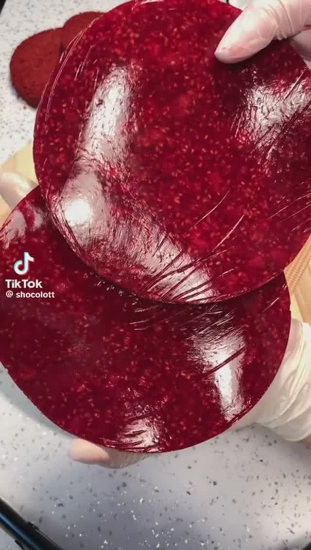 Малиновая начинка в торт!!! смотреть онлайн
