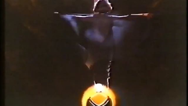 Lancome Magie Noire Parfum Vintage Ad | Commercial 80s