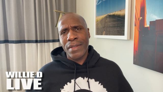 Took It Too Far: IG Implants Model Claims Butt Exploded On Airplane & She Needs Help!