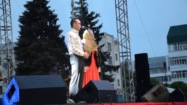 Вика Цыганова в Чебоксарах (24.05.15) смотреть онлайн