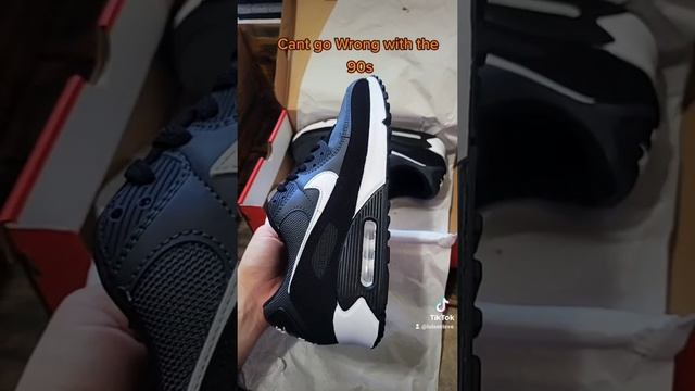 Air Max 90 Black White #sneakerheads #sneakercollection #sneakers #outfitideas #ootd #outlet #fun