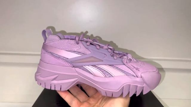 Reebok Cardi B Club C V2 Puzzled Purple Womens Shoes смотреть онлайн