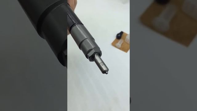 Denso common rail injector 095000-5600 BASCOLIN ORIGINAL смотреть онлайн