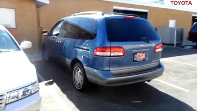 2001 Toyota Sienna XLE - Desert Auto Gallery смотреть онлайн