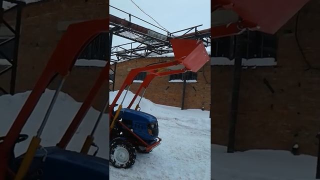 Минитрактор Батыр - драйв по снегу смотреть онлайн