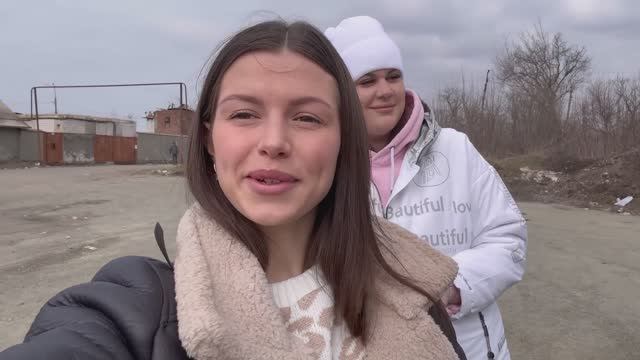 ВАЛБЕРИС И ОЗОН УЖЕ В МАРИУПОЛЕ?? МАМСКИЙ ВЛОГ! ИДЕМ НА ПИКНИК С НОВЫМИ РОССИЯНАМИ! смотреть онлайн