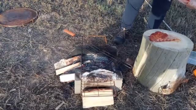 Рёбра На Углях смотреть онлайн