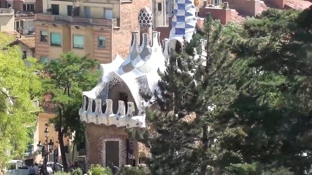 Барселона Антонио Гауди. Каталония.  Испания
