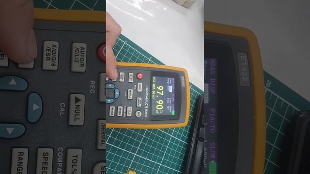 Ponte LCR ET432  Medindo Capacitor Defeituoso